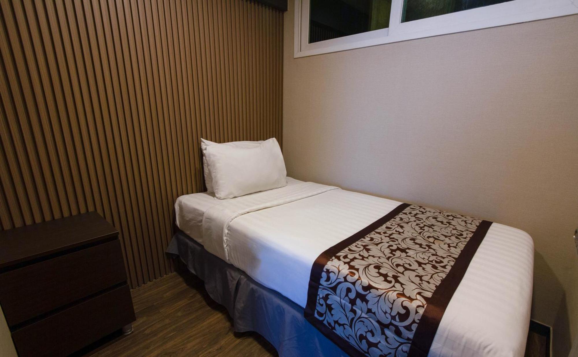 Xenia Hotel Clark Clark Field Zewnętrze zdjęcie