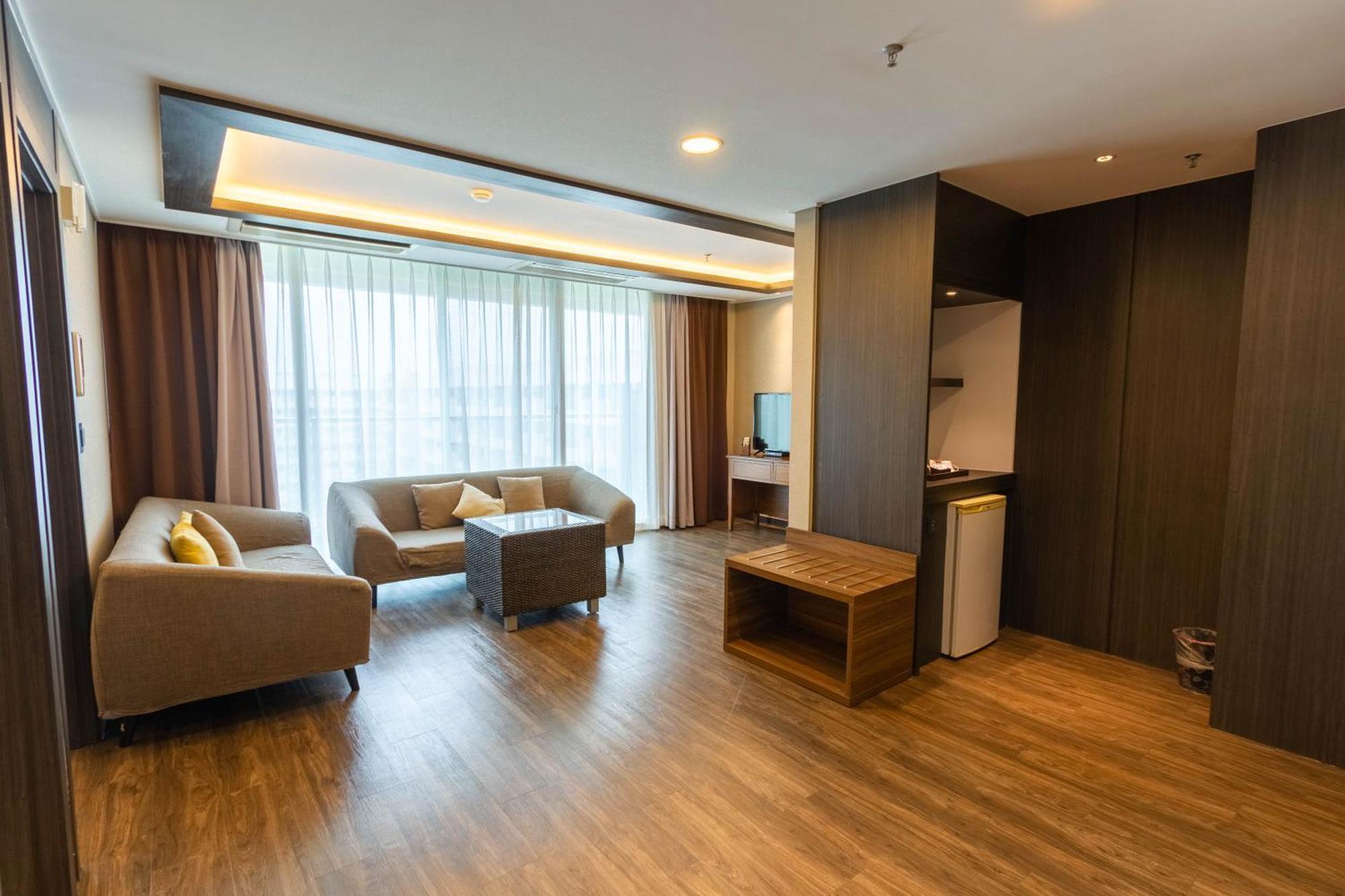 Xenia Hotel Clark Clark Field Zewnętrze zdjęcie